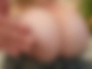 happyalice's Live Sex Cam Show