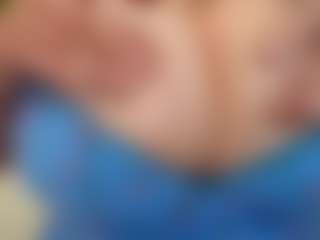 happyalice's Live Sex Cam Show