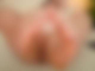 happyalice's Live Sex Cam Show
