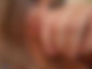 happyalice's Live Sex Cam Show