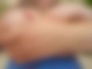 happyalice's Live Sex Cam Show