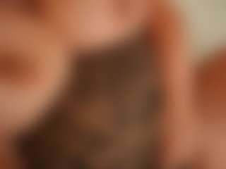happyalice's Live Sex Cam Show
