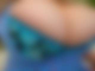 Live cam show with happyalice - Fingers on Camiplay Live