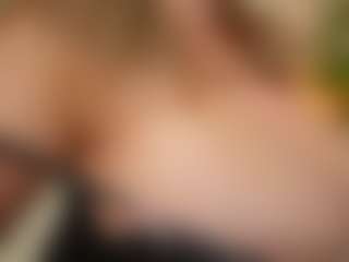 happyalice's Live Sex Cam Show