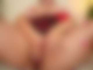 happyalice's Live Sex Cam Show
