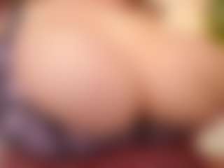 happyalice's Live Sex Cam Show