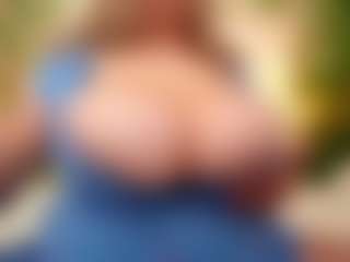 happyalice's Live Sex Cam Show