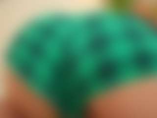 happyalice's Live Sex Cam Show