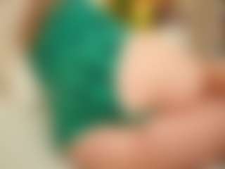 happyalice's Live Sex Cam Show