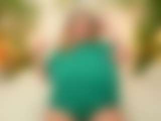 happyalice's Live Sex Cam Show