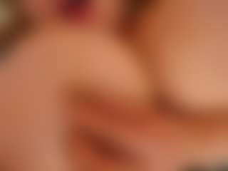 happyalice's Live Sex Cam Show