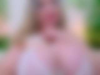 happyalice's Live Sex Cam Show