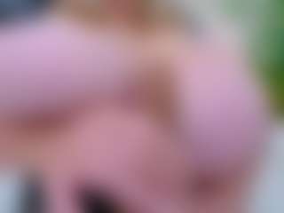 happyalice's Live Sex Cam Show