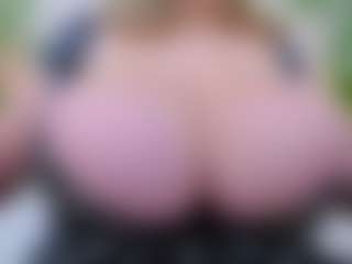happyalice's Live Sex Cam Show