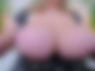 Live cam show with happyalice - Mature Toys on CamwithHer