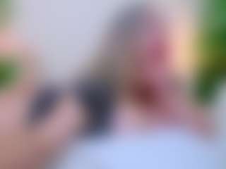 happyalice's Live Sex Cam Show