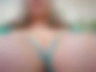 happyalice's Live Sex Cam Show