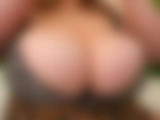 Live cam show with happyalice - Striptease on Cam Slut