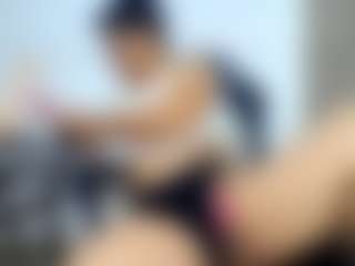 Live cam show with lizbigtits - Ebony on parknlotfishbdy | colombia