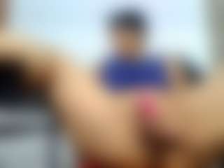 lizbigtits's Live Sex Cam Show
