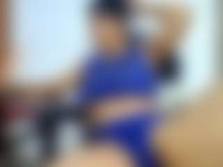 Live cam show with lizbigtits - Show on Camiplay Live