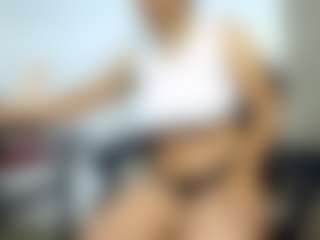 lizbigtits's Live Sex Cam Show