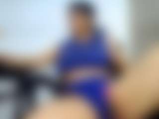 lizbigtits's Live Sex Cam Show