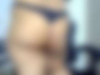 Live cam show with lizbigtits - Show on galaxygirlnitro.com