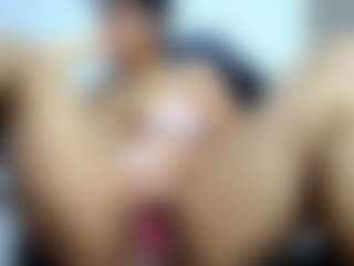 lizbigtits's Live Sex Cam Show