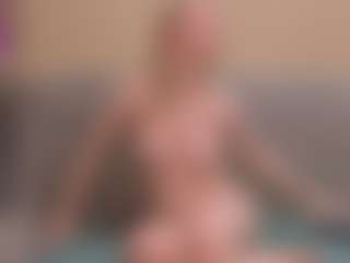giweria's Live Sex Cam Show
