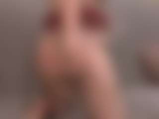 Live cam show with giweria - Handjob on Chatstar