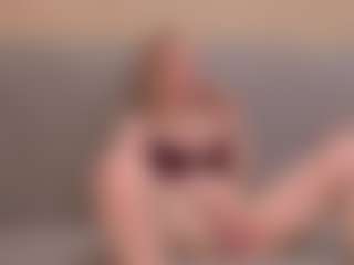 Live cam show with giweria - Blonde Hair on Camiplay Live
