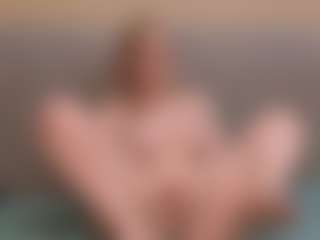 Live cam show with giweria - Athletic Strip on Streamer API
