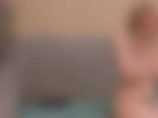 Live cam show with giweria - Tease on crypto-cams