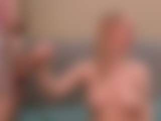 Live cam show with giweria - Brown Eyes on madthumbs