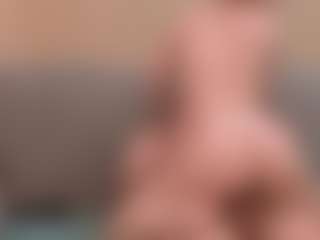 giweria's Live Sex Cam Show