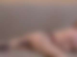 Live cam show with giweria - Tease on StripNow