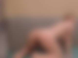 giweria's Live Sex Cam Show