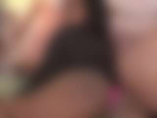 Live cam show with summerelletra - Ebony on TeamSkeetLive | colombia