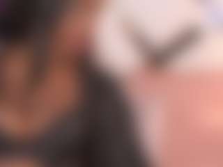 summerelletra's Live Sex Cam Show