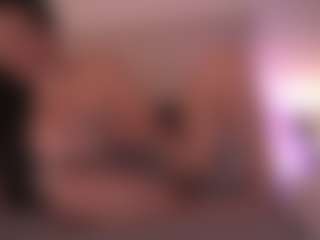Live cam show with MRS. SQUIRT QUEEN - Average on fapnchat
