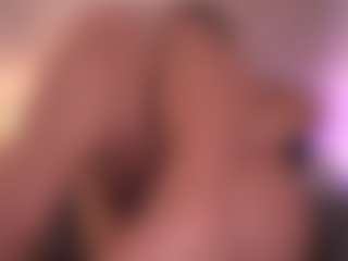 Live cam show with MRS. SQUIRT QUEEN - Bedroom on Pornisteam.com