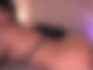 MRS. SQUIRT QUEEN's Live Sex Cam Show
