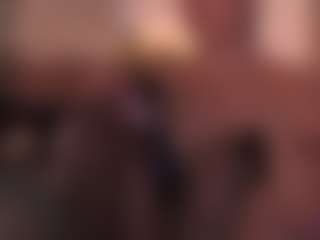 Live cam show with MRS. SQUIRT QUEEN - Average on Camsoda
