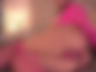 Live cam show with MRS. SQUIRT QUEEN - Thong on SquirtSoMuch