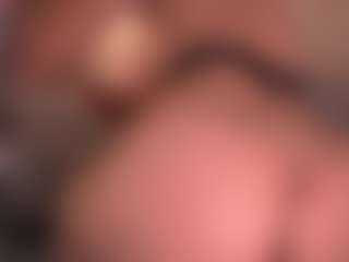 Show en direct avec MRS. SQUIRT QUEEN - Thong sur Camsoda