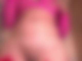 Live cam show with MRS. SQUIRT QUEEN - Thong on Dolls Live