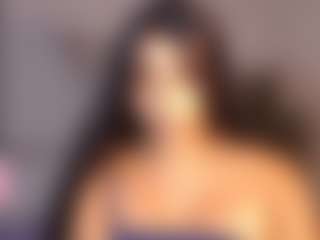 Live cam show with destinnemills - Middle Aged on CamwithHer