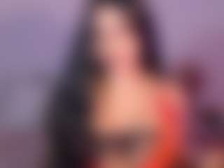 Live cam show with destinnemills - Latina MILF on TeamSkeetLive
