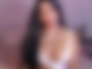 Live cam show with destinnemills - Black MILF on CSO-WL